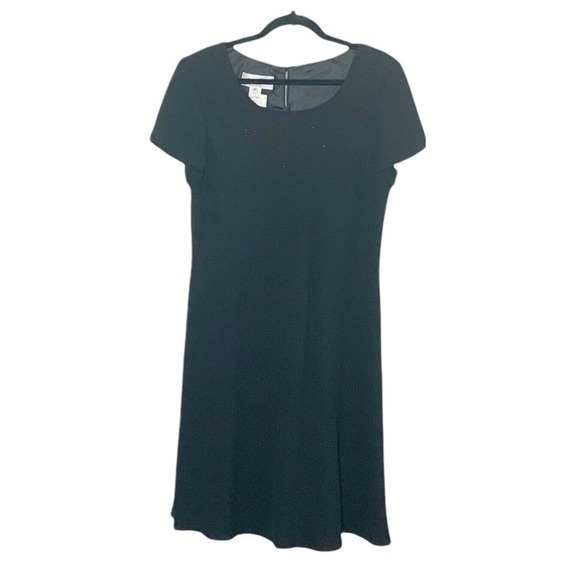 Jones New York Dresses & Skirts - Vintage Jones New York Black Short Sleeve Dress Size 16
